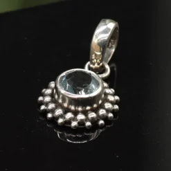 Blauer Topas Edelstein Anhänger Silber 925
