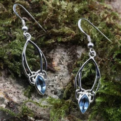 Blauer Topas Ohrringe in keltischen Knoten gefasst 925 Silber Ohrhänger