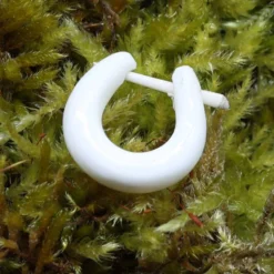 Creole Ø 1,5 cm Ohrschmuck aus Knochen geschnitzt (Paar)