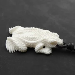 Frosch Schmuck Anhänger aus Knochen Kette