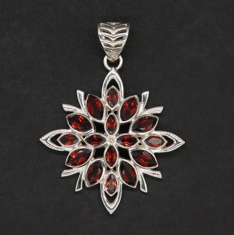 Granat Anhänger sehr edel Steinschmuck Anhänger 925 Silber
