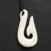 Hei Matau breit Anhänger Knochenschmuck Kettenanhänger