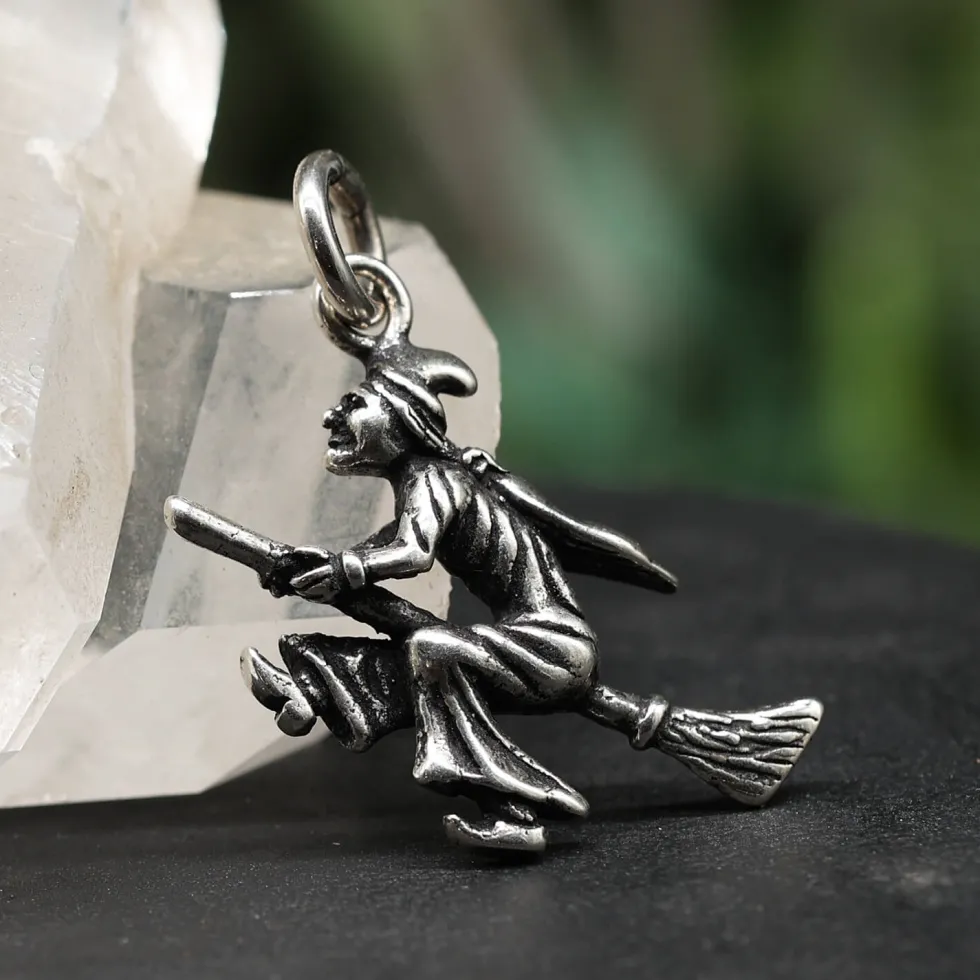 Hexe auf Besen Kettenanhänger 925 Silber Schmuck
