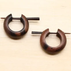 Holzcreole klein 1,5cm Ohrring Holzschmuck geschnitzt (Paar)