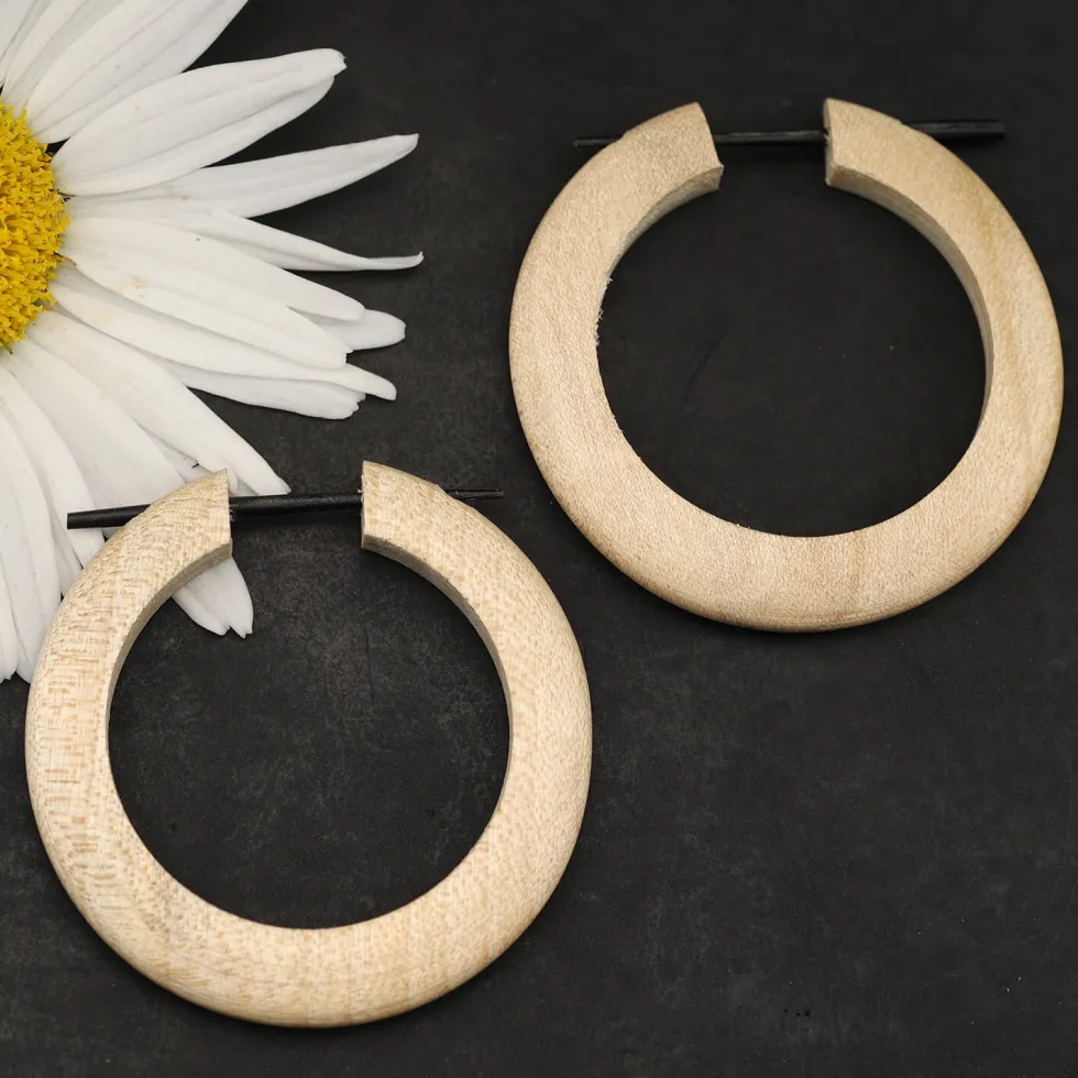 Holz Ohrring schlichte große Creole weißer Ohrschmuck (Paar)