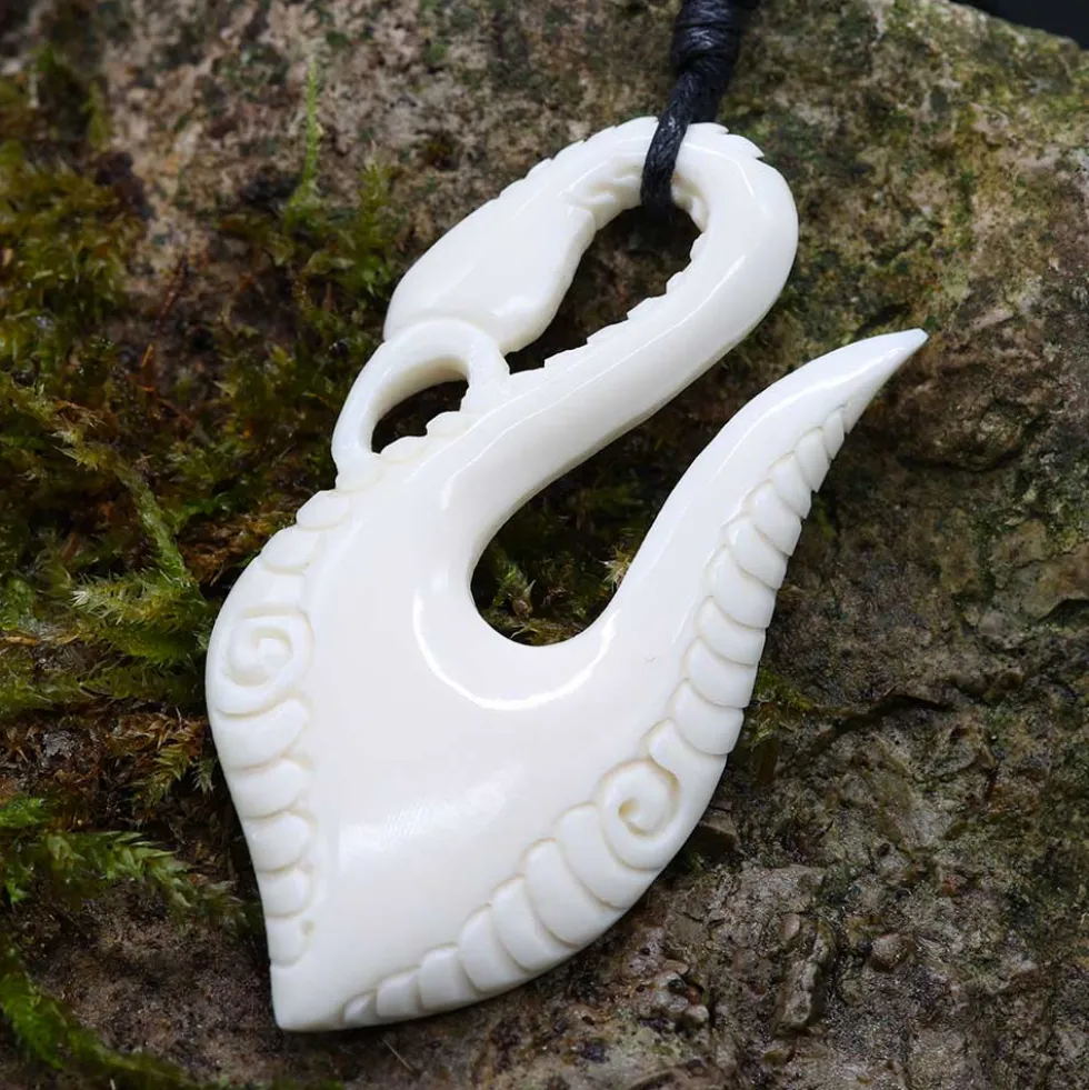 Knochenschmuck Maori Kettenanhänger