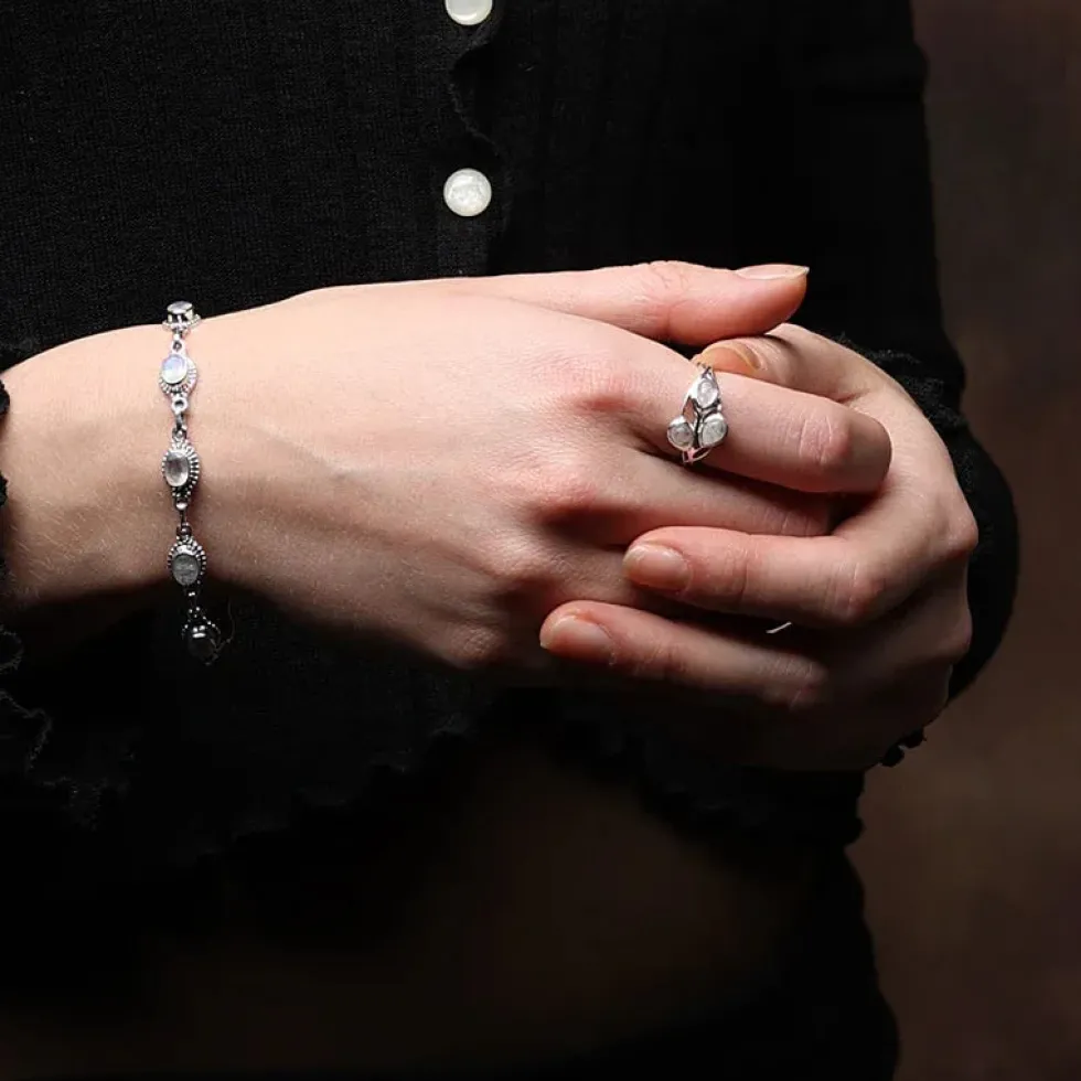Mondstein Ring zartes Design 925er Silber Edelstein Damenring