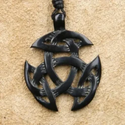 Offene Dreifalt keltischer Hornschmuck Anhänger Kette