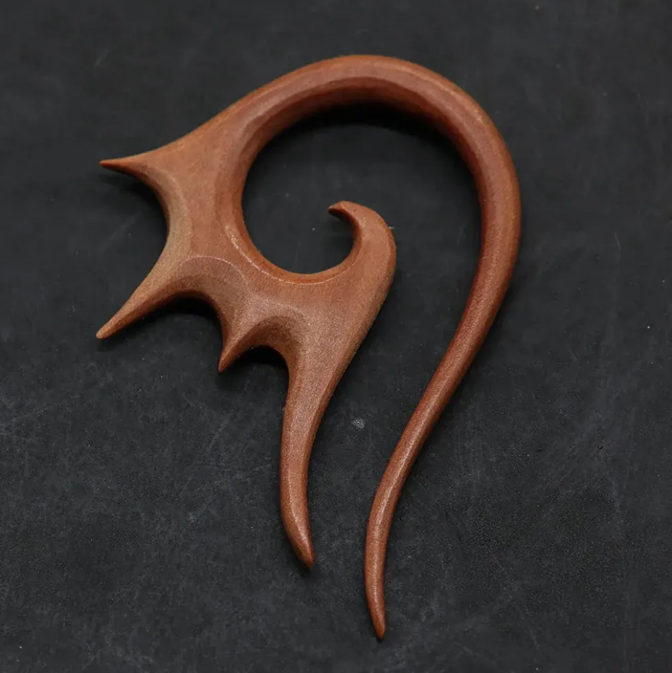Ohrpiercing Holz Garuda Ohrschmuck geschnitzt