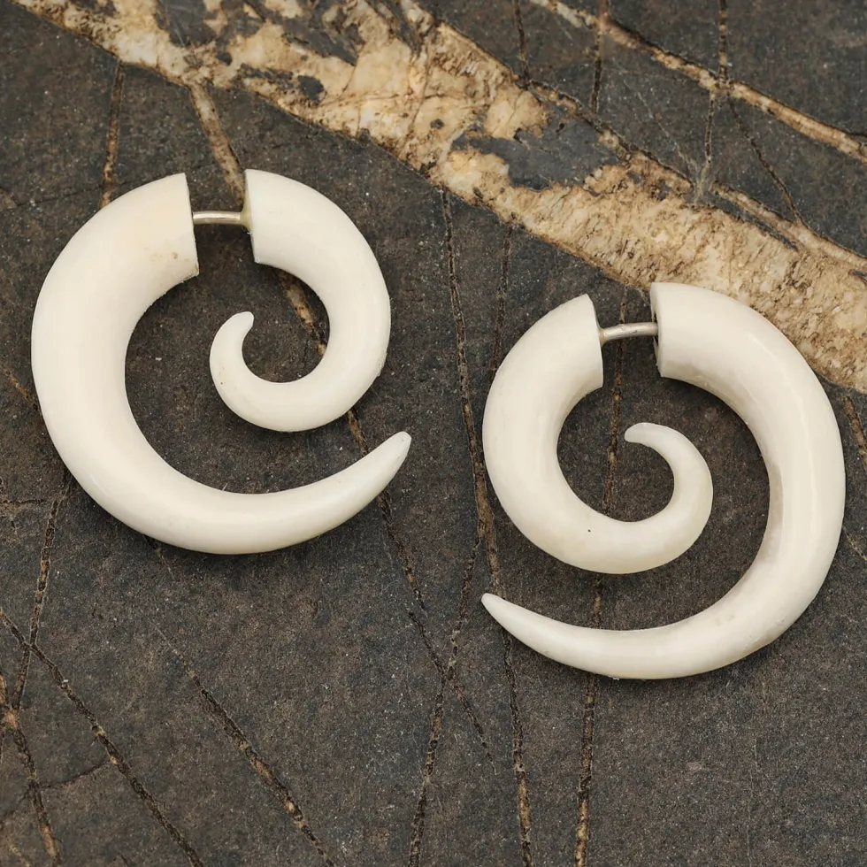 Ohrring Fake Piercing Spirale 3 cm Knochen Ohrschmuck (Paar)