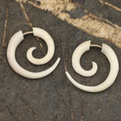 Ohrschmuck Fake Piercing Spirale 2,5 cm Knochen Ohrring (Paar)