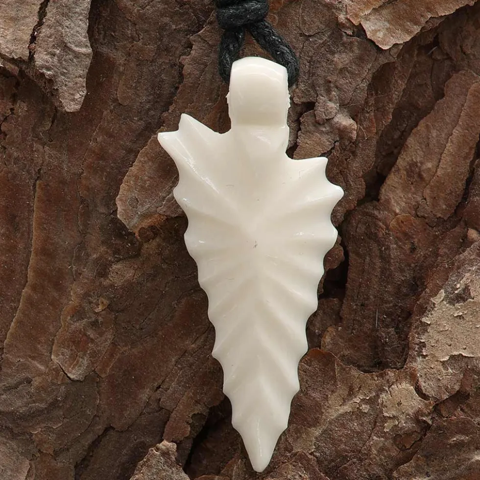 Pfeilspitze Kette Schmuck aus Knochen Anhänger