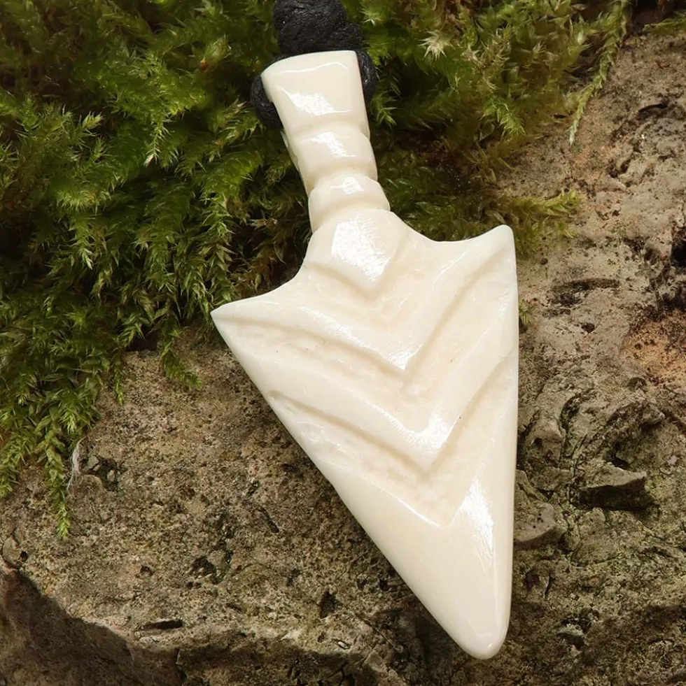 Schmuck Anhänger Pfeilspitze Handarbeit Kette geschnitzt