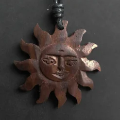 Sonne Halskette Holz Matahari Kettenanhänger Schmuck