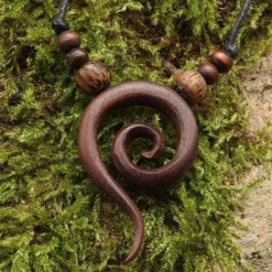 Spirale Holzschmuck Kette Collier geschnitzt