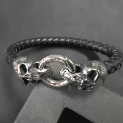 Totenkopf Edelstahl Armband mit geflochtenem Leder Edelstahl Verschluß