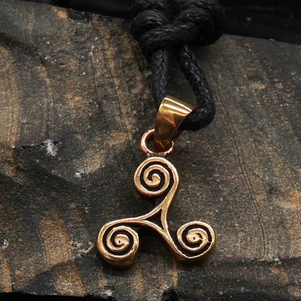 Triskele Schmuck Bronze Anhänger Triskelion