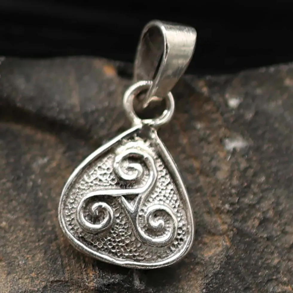 Triskele Schmuck Kettenanhänger Silberschmuck 925 Silber