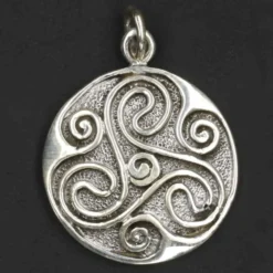 Triskelion Shild Schmuck Anhänger aus Silber Triskel Kettenanhänger 925 Silber
