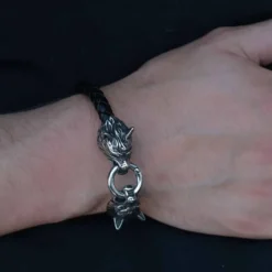 Wölfe Armband Leder mit Edelstahl Klick Verschluss