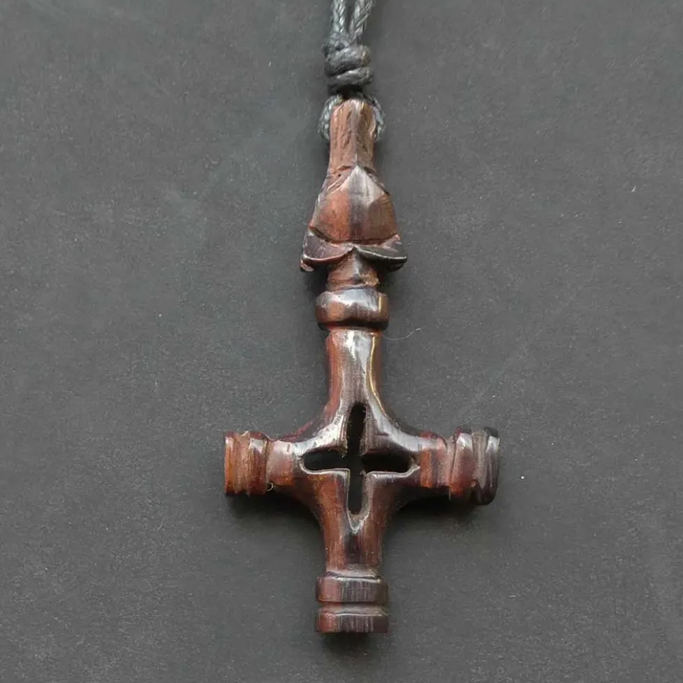 Wolfskreuz Holz Schmuck Anhänger Wikingerschmuck